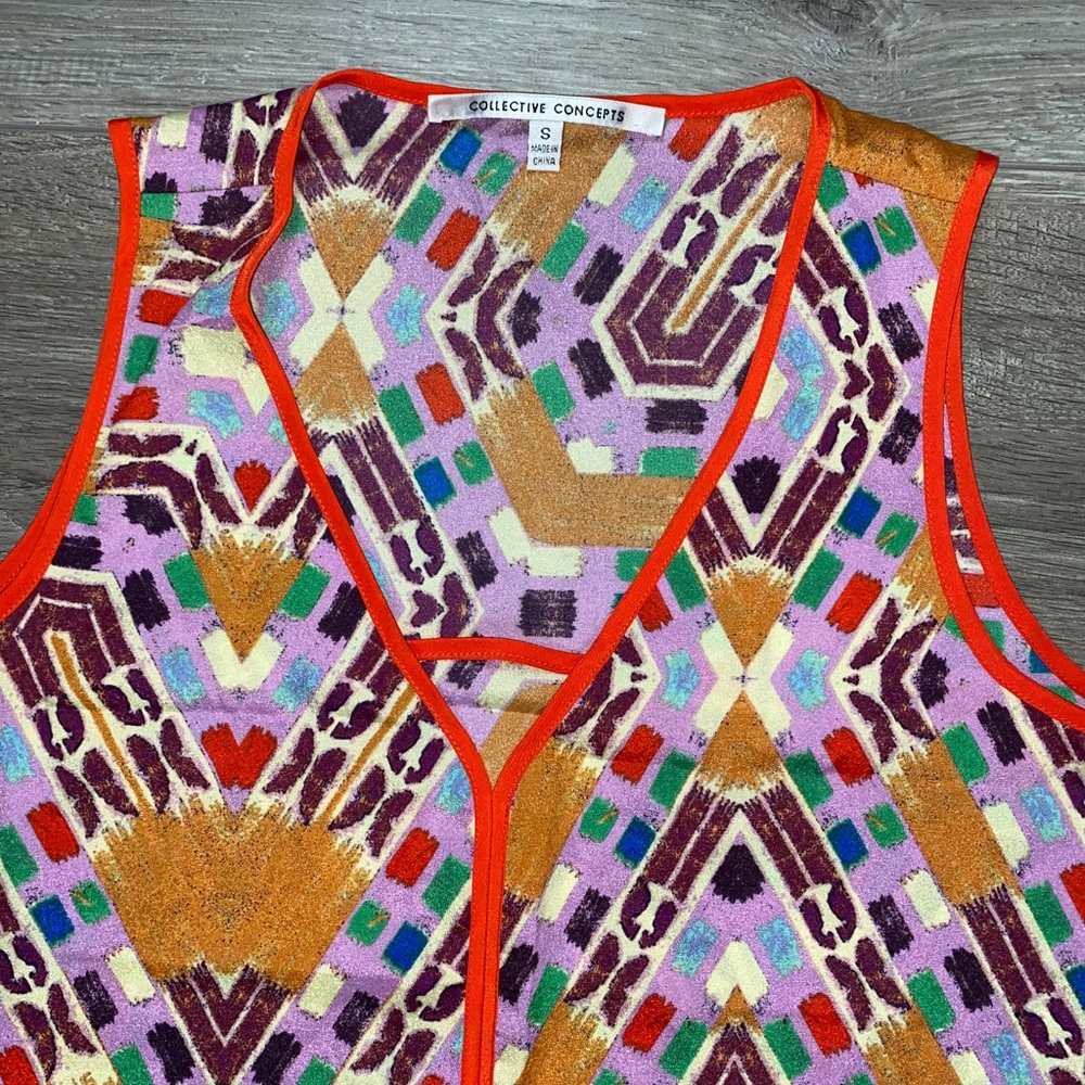 Collective Concepts Sleeveless Blouse Abstract Print Small - Picture 7 of 9